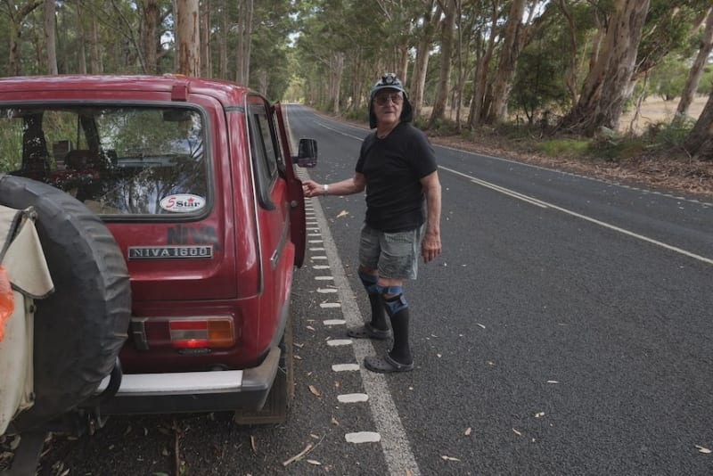 Town Raises $30K for 80-Year-Old's 20-Year Clean-Up Mission - Image 3