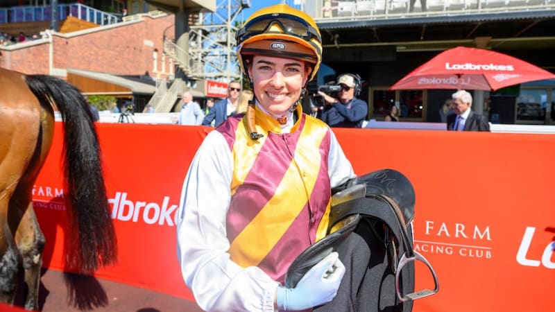 Queensland Farm Girl Angela Jones, 24, Makes History as First Female Racing Champion - Image 3