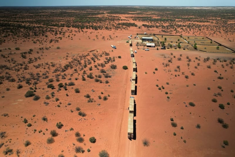 Farmers Drive 1,700km With Free Hay for Drought-Hit Ranchers - Image 3