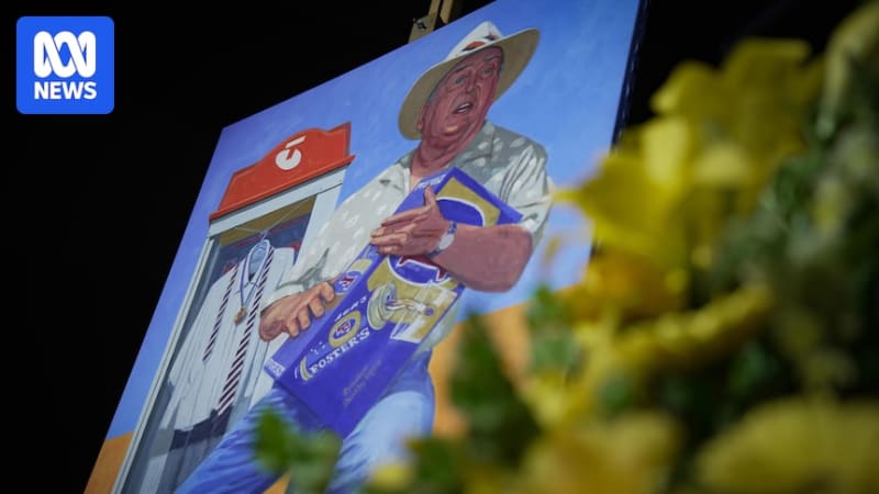 500 Honor Folk Legend Ted Egan at NT State Funeral