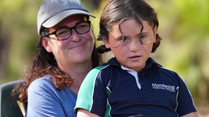 Teen Who Failed Swim Class Saves Family After 4-Hour Ocean Swim - Image 5