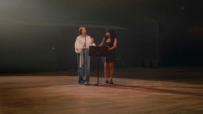 Tina Arena, Ngaiire Cover Sia Song to Honor Blood Donors - Image 3