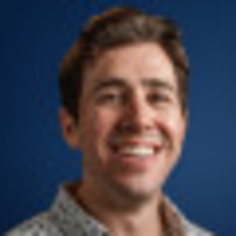 Jordan Stolz Wins First Olympic Gold, Sets Record at 21 - Image 4