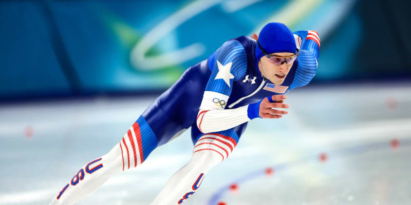 Jordan Stolz Wins First Olympic Gold, Sets Record at 21 - Image 2