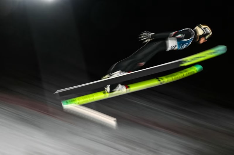 Japan Sweeps Gold at Milan Cortina Winter Olympics Day One - Image 5