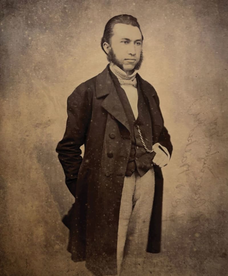 Lost Photo of Astronomer Who Named Biggest Solar Storm Found - Image 2