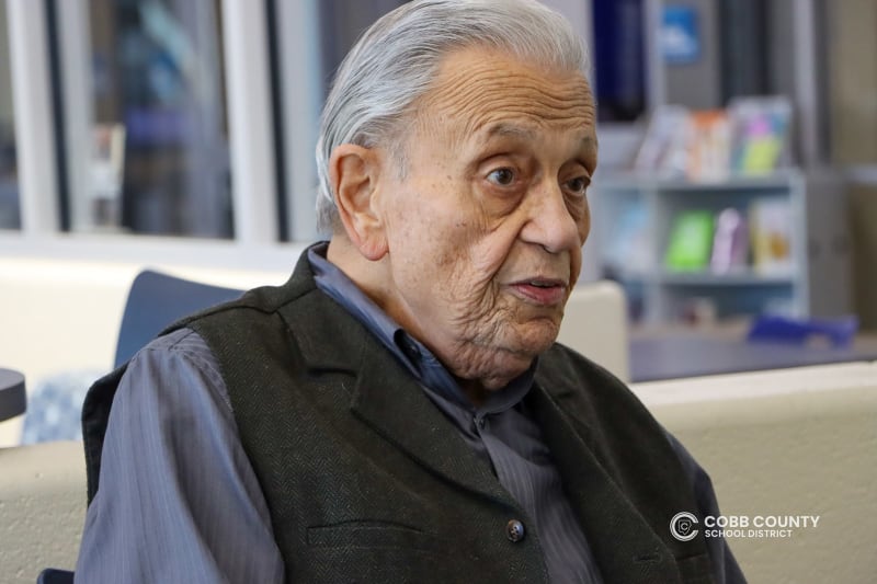 Holocaust Survivor at 86 Shares Story at Georgia School - Image 2