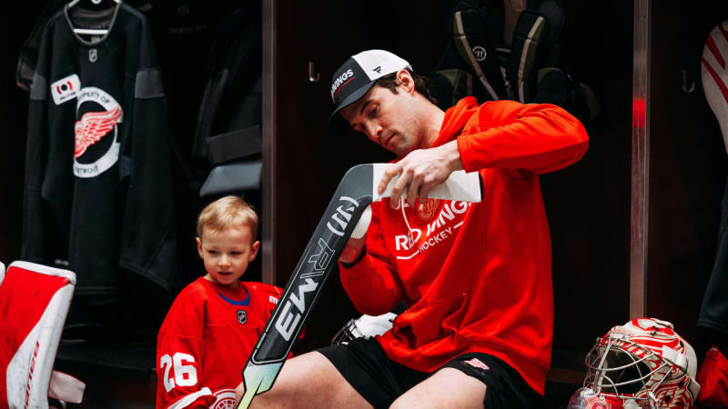 4-Year-Old Cancer Survivor Lives Out Red Wings Dream