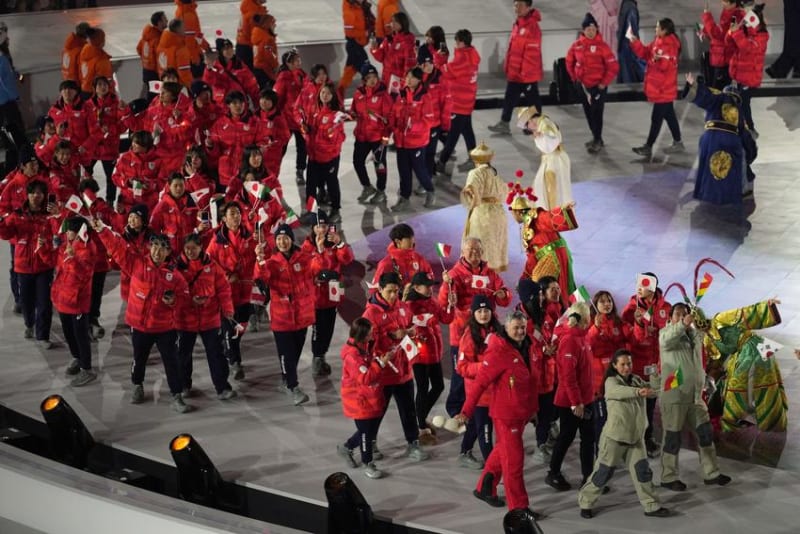 Italy Wins Record 30 Medals as Milan Cortina Olympics End - Image 2