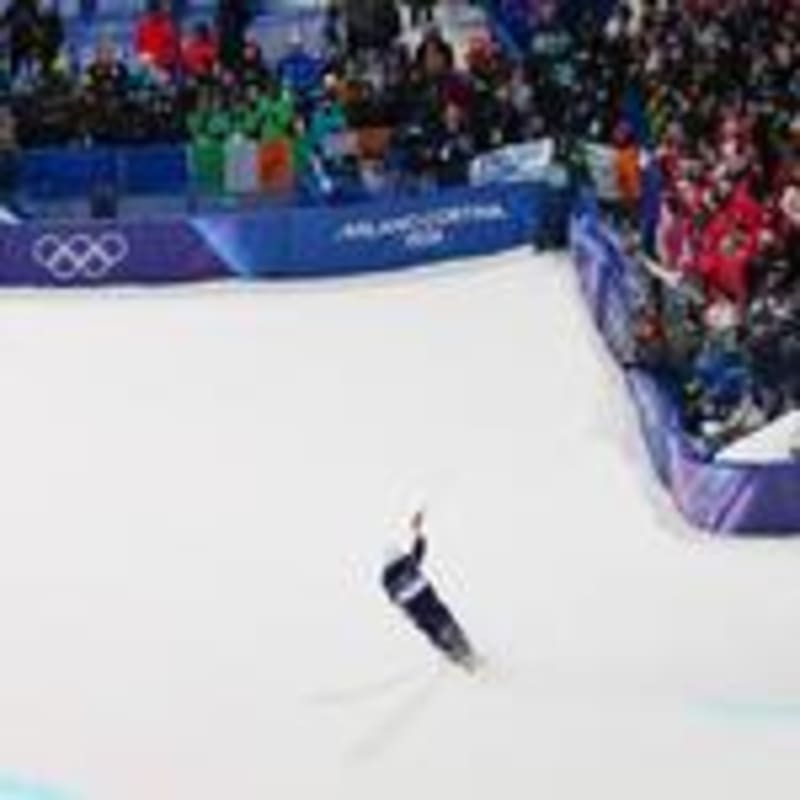 Alex Ferreira Wins Olympic Gold to Complete Medal Set - Image 3