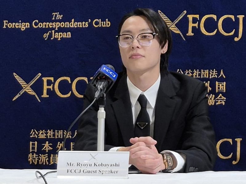 Japan's Ski Jump Legend Eyes Double Gold at Winter Olympics - Image 2