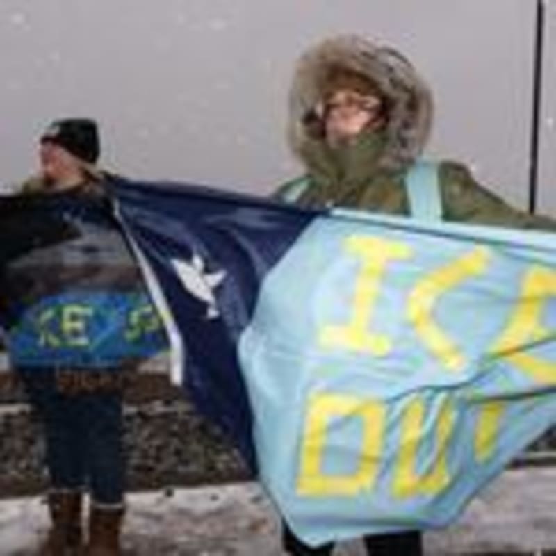 Minneapolis Neighbors Rally to Protect Local Schools - Image 3