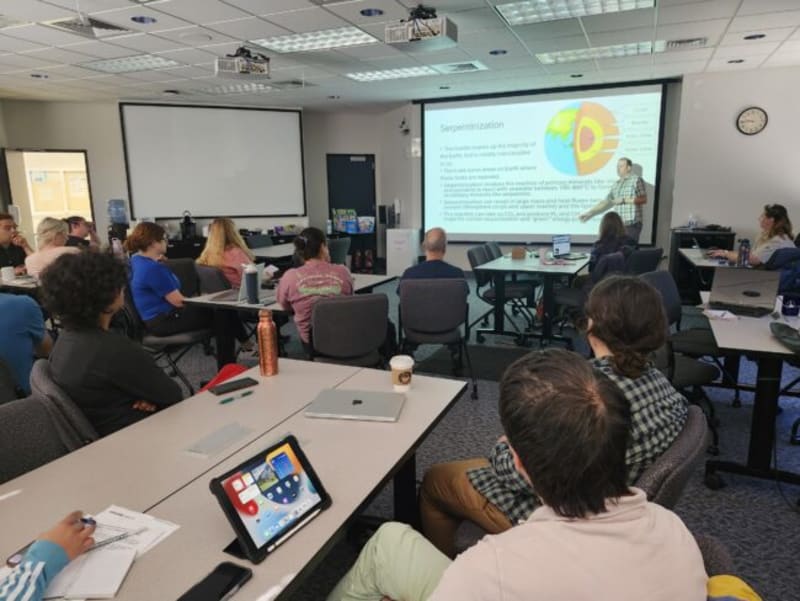 Teachers Study Real Ocean Cores to Bring Science to Students - Image 5