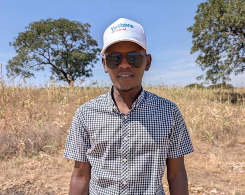 Nigerian Farmer Grows 50,000 Chickens Despite Tragedy