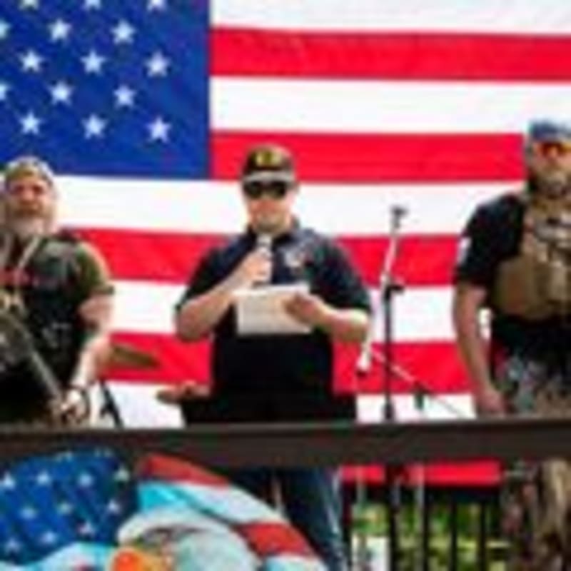 Physics Teacher Shows How to Escape Giant Ice Bowl - Image 3