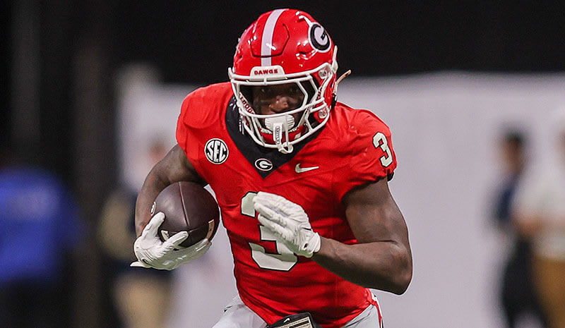 Mississippi Rebels Battle Georgia Bulldogs in Epic Sugar Bowl Showdown