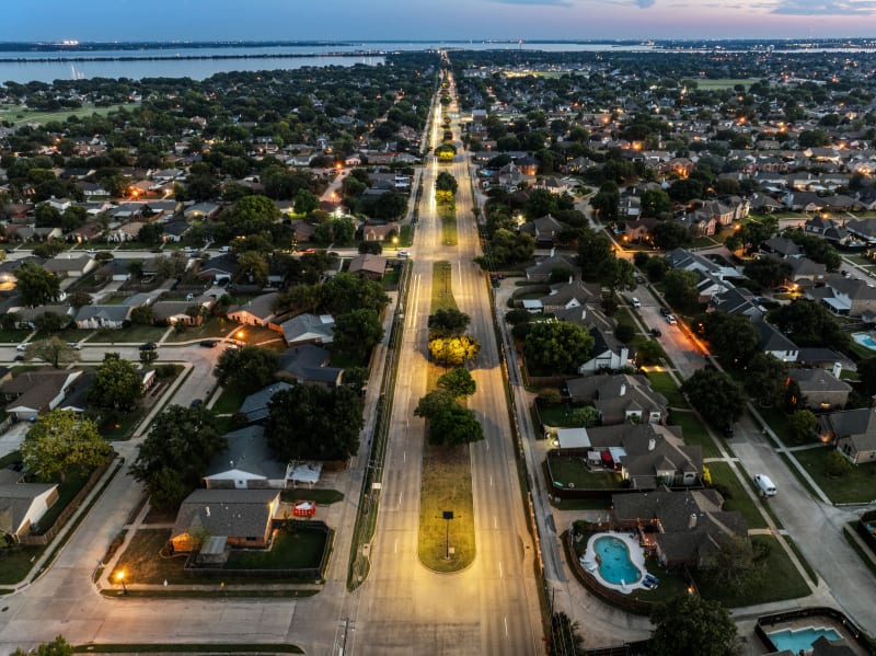 Texas Company Sets World Record Installing 70 Solar Lights