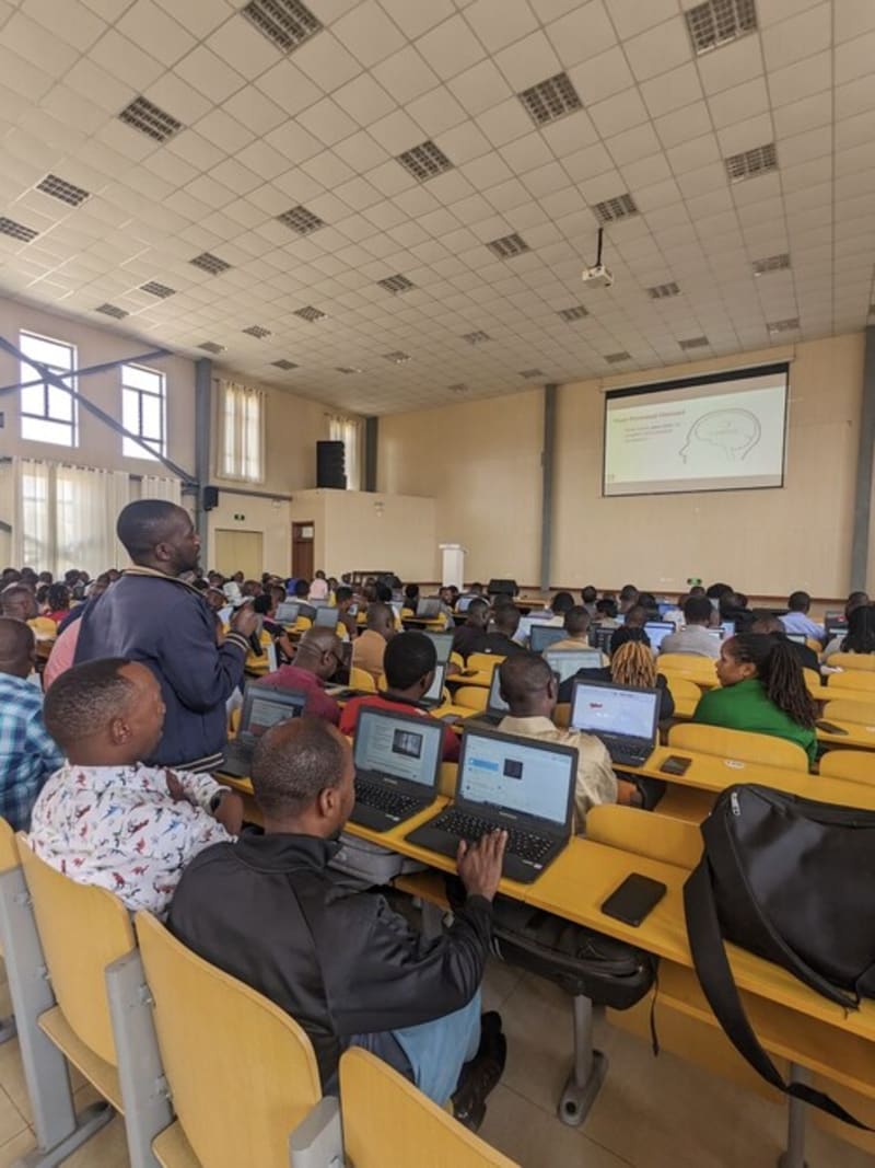 Rwanda Trains 5,000 Teachers in AI Literacy Nationwide - Image 2