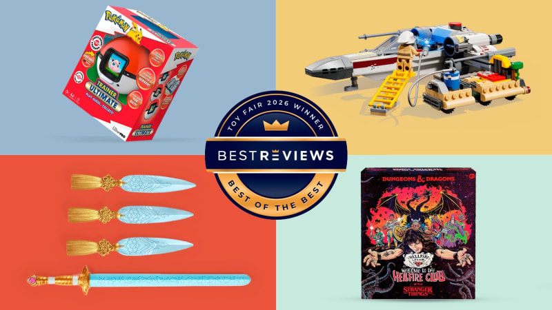 Teacher Carries Holocaust Survivor's Story to Students - Image 4