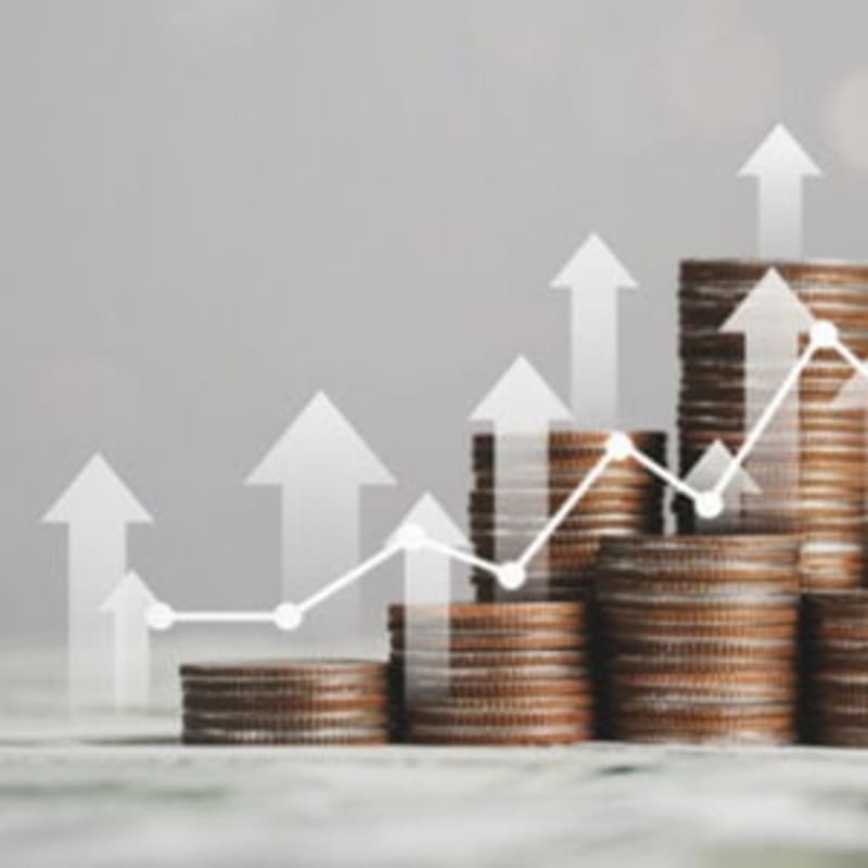 Kenyan entrepreneurs celebrating with awards at the Sankalp Africa Summit in Nairobi