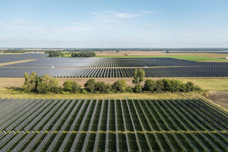 Microsoft Hits 100% Renewable Energy Goal Two Years Early - Image 2