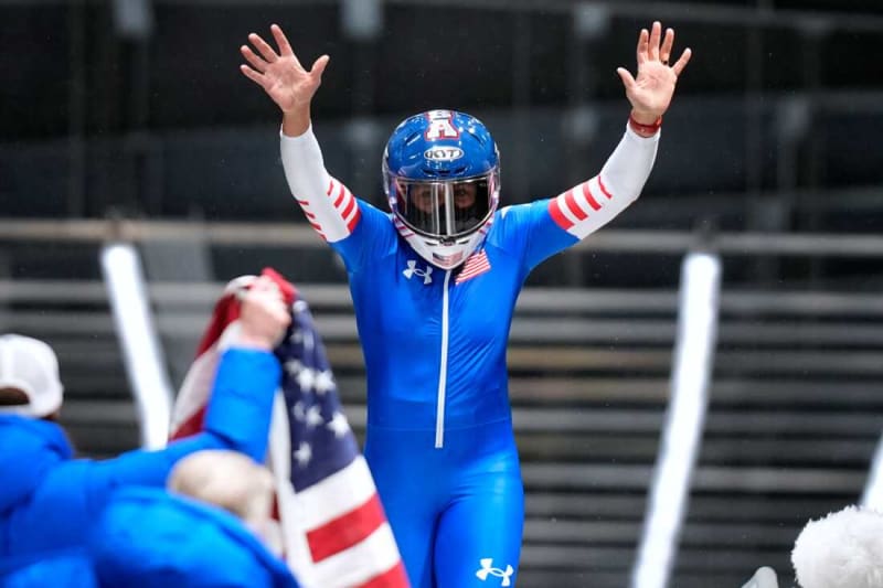 Two Moms Over 40 Win Gold and Bronze in Olympic Bobsled - Image 3