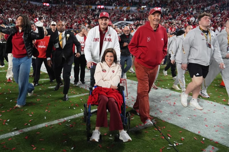 Indiana QB Celebrates Title Win With Mom Battling MS - Image 5