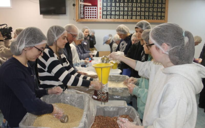 Volunteers Pack 10,000 Meals in One Maine Morning