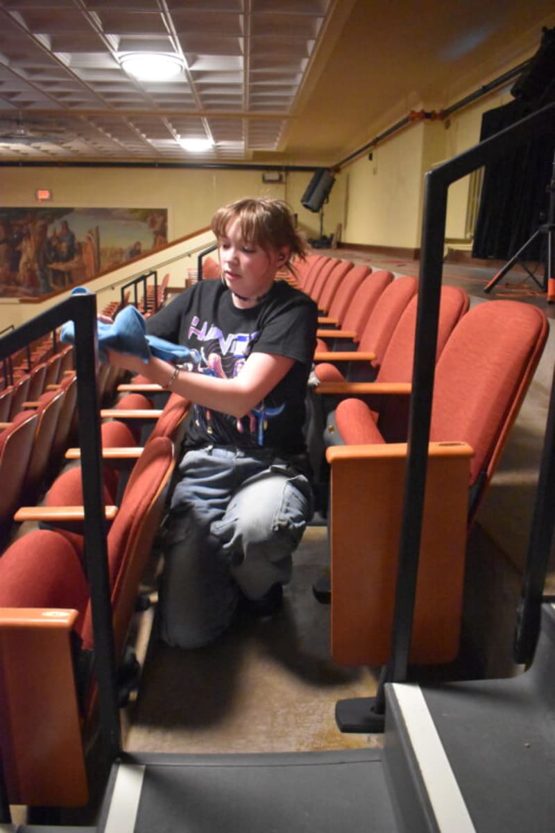 New Ulm Volunteers Clean Historic Theater for Community - Image 4