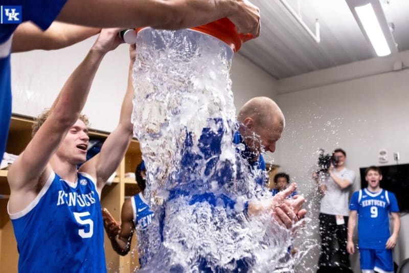 Kentucky Coach Stops Fight, Gets Surprise Water Bath - Image 5