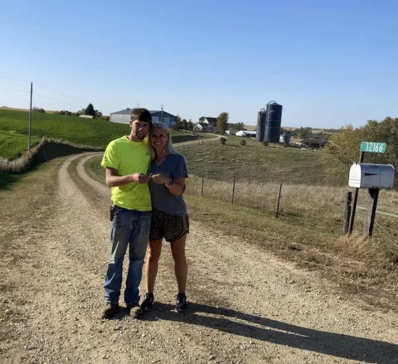 Iowa Farmer Buys Dream Farm Next to Parents' Land
