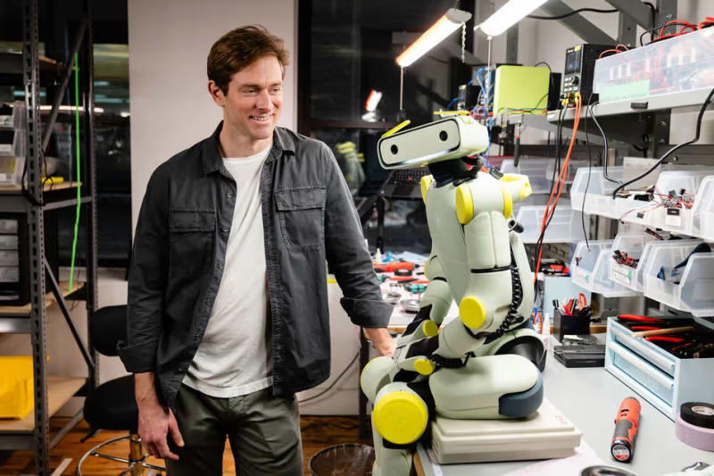 Meet Sprout: The 3.5-Foot Robot Built to Be Your Friend - Image 4