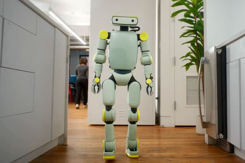 Meet Sprout: The 3.5-Foot Robot Built to Be Your Friend - Image 2