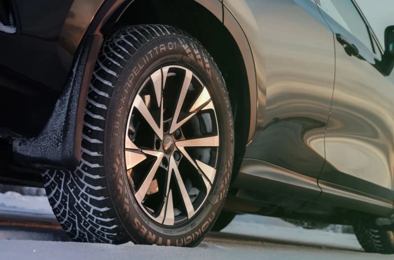 Self-Deploying Snow Tire Studs Launch This Year - Image 2