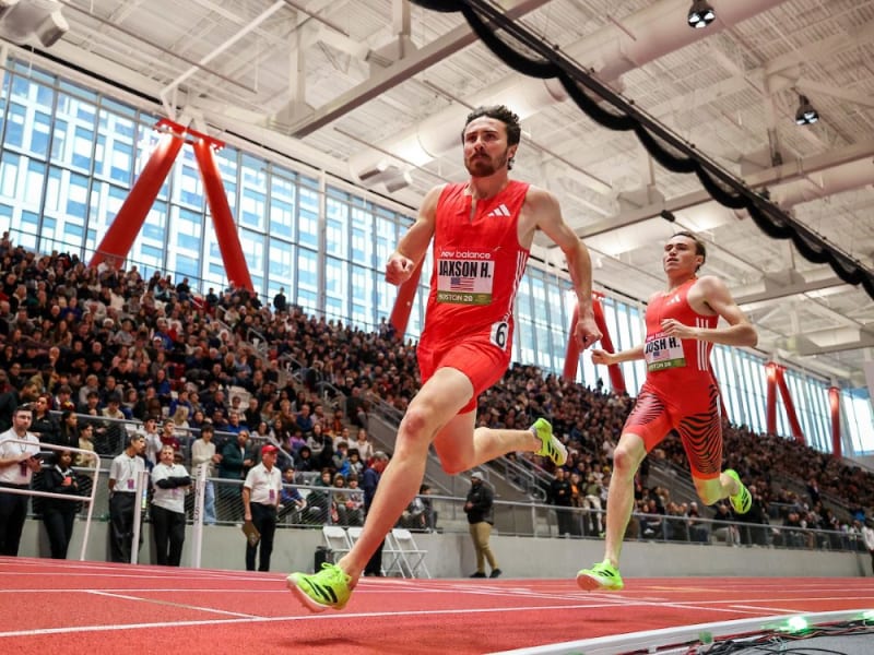 American Runner Smashes 29-Year Indoor 800m World Record - Image 3