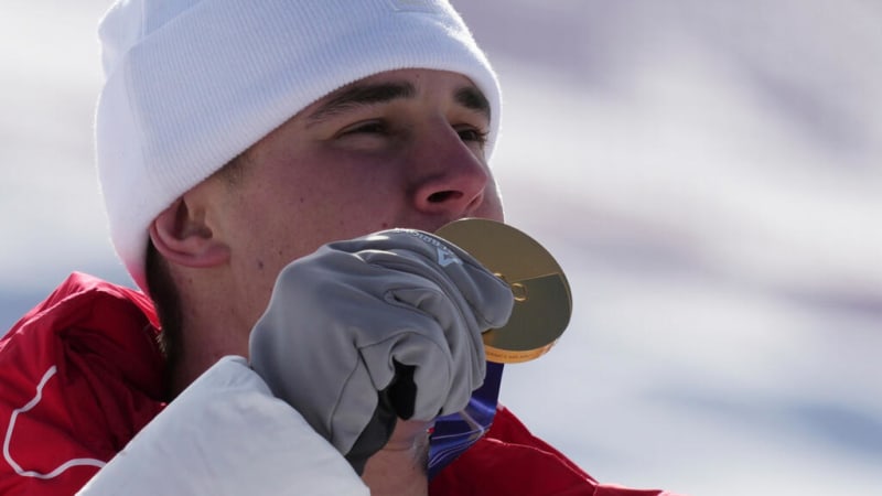 Swiss Skier Von Allmen Wins Historic Third Olympic Gold - Image 3