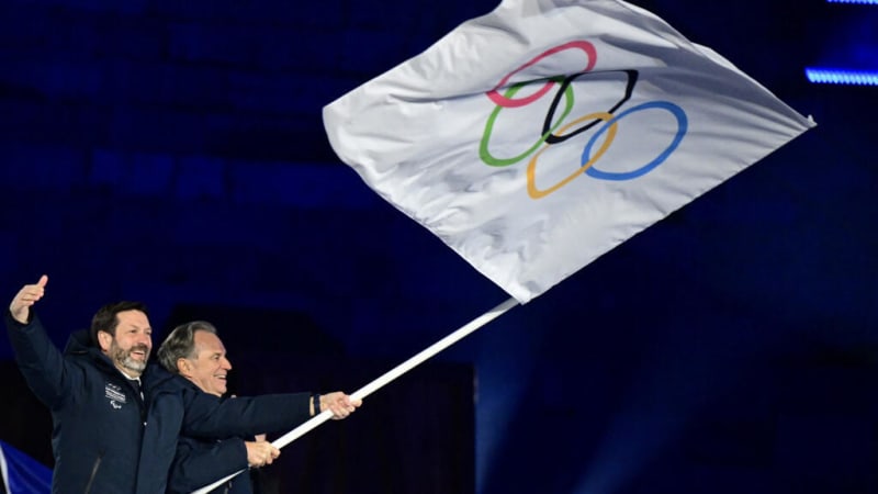 France Takes Olympic Torch for 2030 Winter Games - Image 2