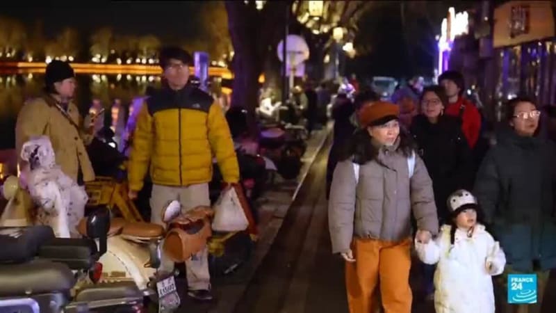 China Celebrates Year of the Horse with Street Festivities