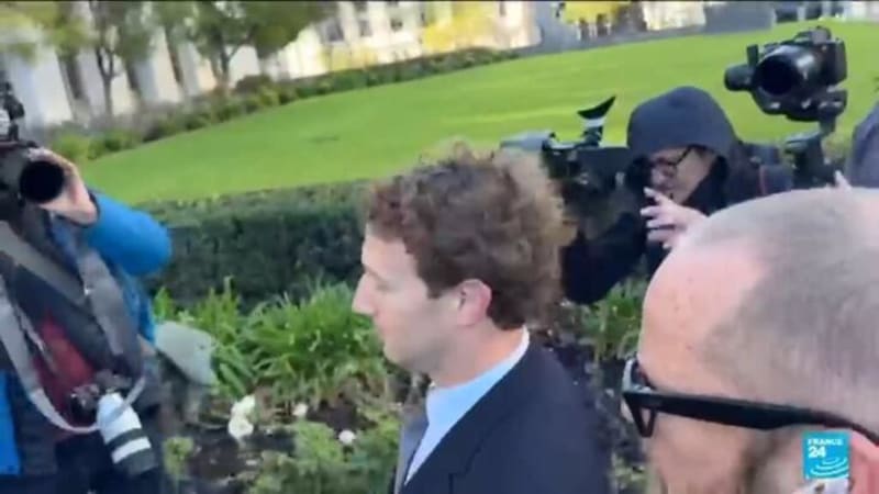 Rio's Samba Schools Dazzle at Carnival Competition - Image 3