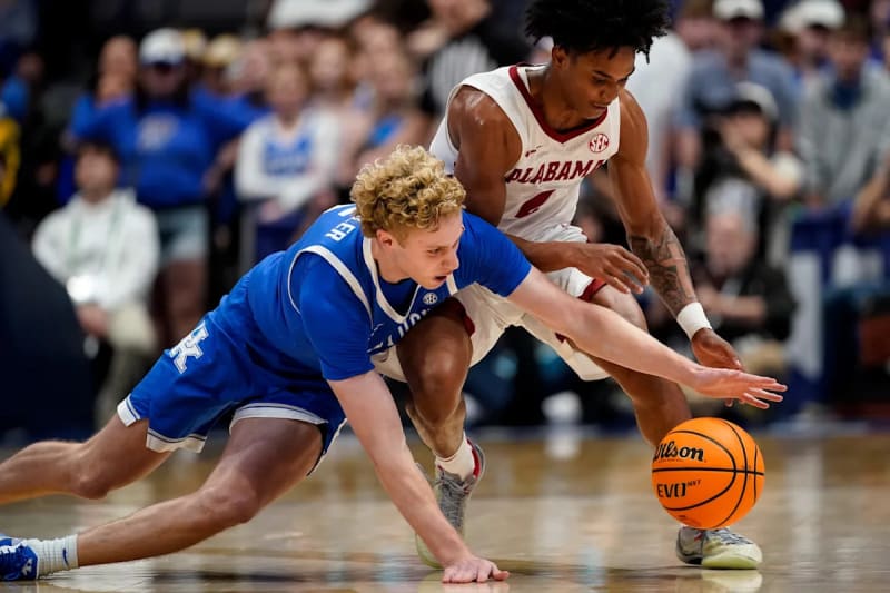 Kentucky Basketball Prepares for High-Stakes SEC Showdown Against Alabama's Powerhouse