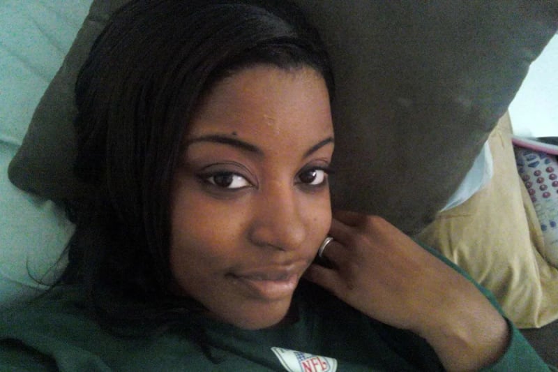 Jasmatia Schaefering smiling, former NFL wife turned brain injury advocate and student