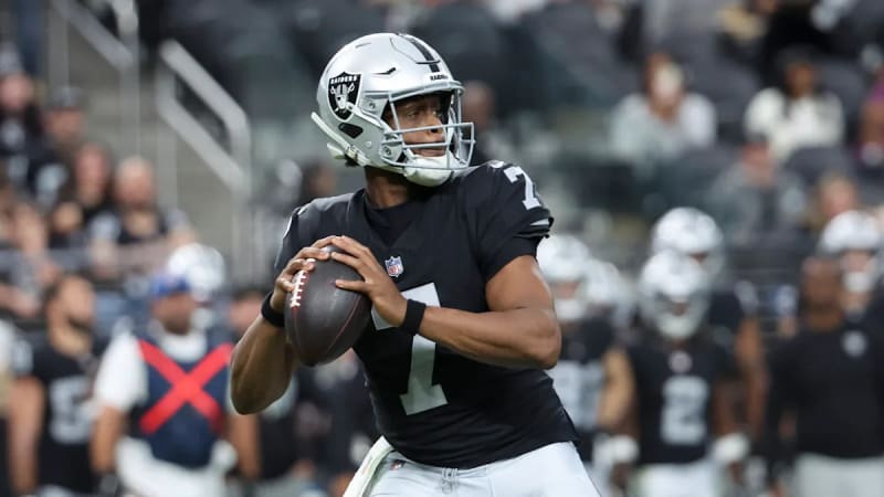 Raiders QB Geno Smith Sidelined: Season's Final Chapter Closes with Uncertainty