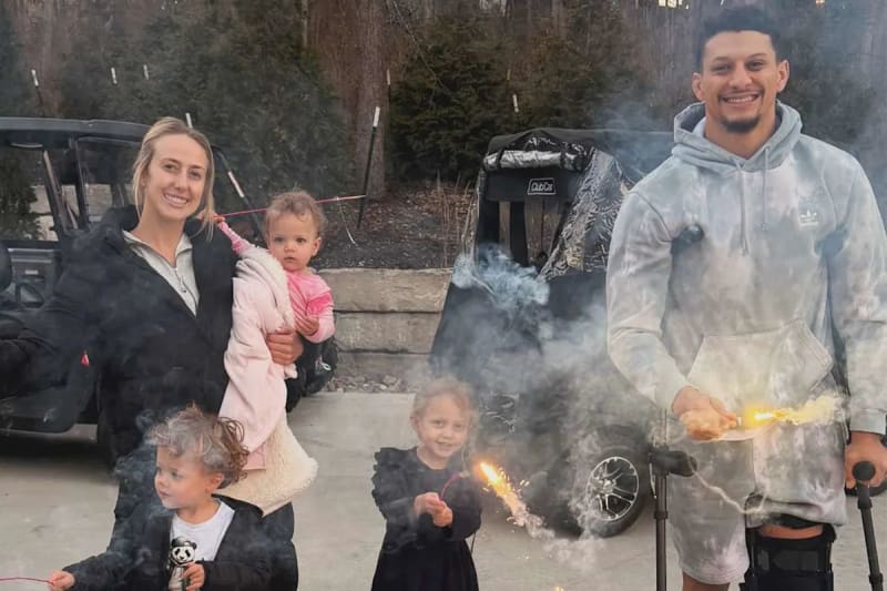 NFL Star Patrick Mahomes Celebrates New Year's Eve with Family Despite Knee Injury