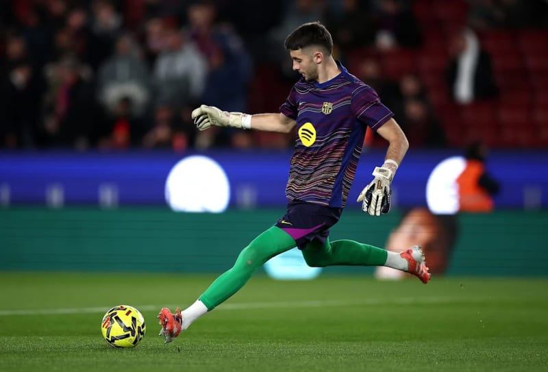 Crossing Enemy Lines: 3 Barcelona Players Who Defied Derby Expectations