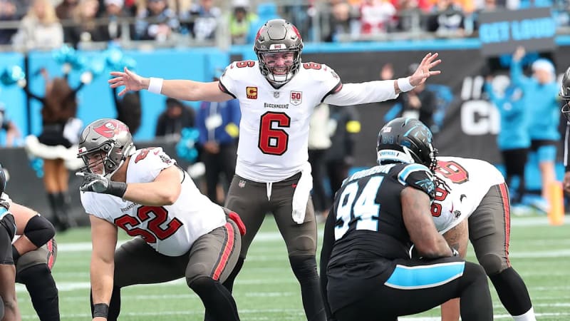 Panthers, Bucs Battle for NFC South Crown in High-Stakes Showdown