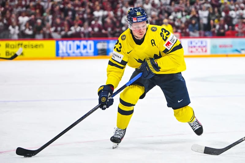 Detroit Red Wings Star Lucas Raymond Secures Spot on Swedish Olympic Hockey Team