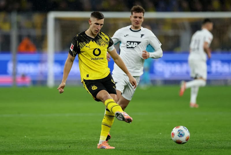 Real Madrid Scouts Target Dortmund's Defensive Powerhouse Schlotterbeck