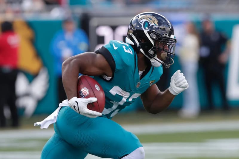 Jaguars Running Back Bhayshul Tuten Primed for Crucial Week 18 Comeback