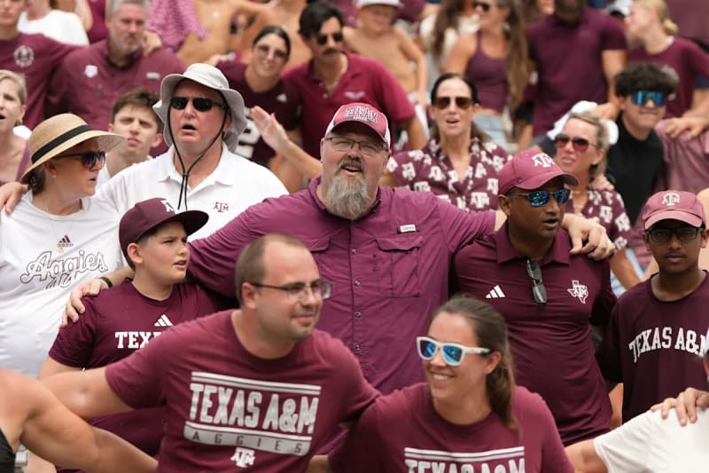 Texas A&M's Quarterback Coach Hire: A Strategic Move Under Mike Elko's Leadership