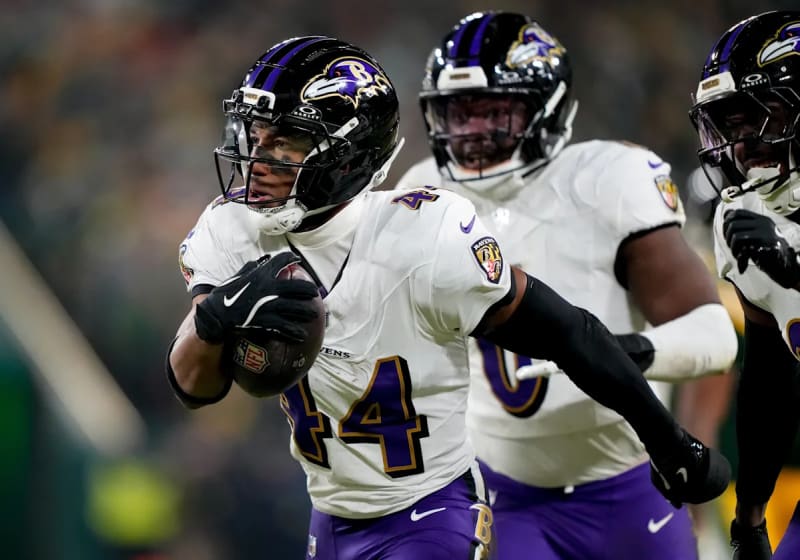 Ravens' Playoff Hopes Hang in the Balance as Lamar Jackson Returns